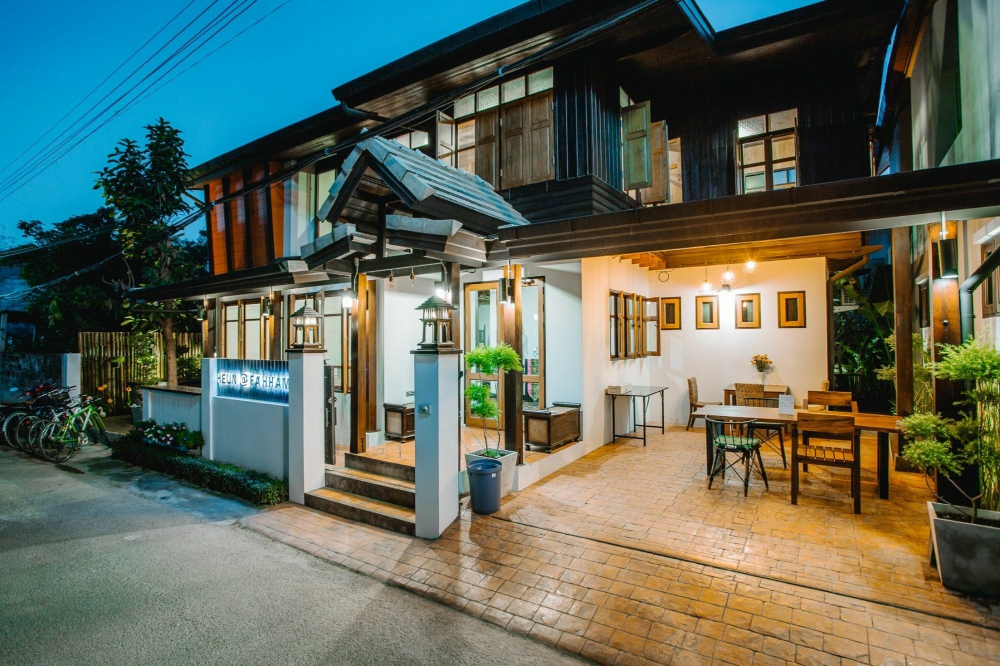 Heun At Fahham Hotel Chiang Mai Buitenkant foto